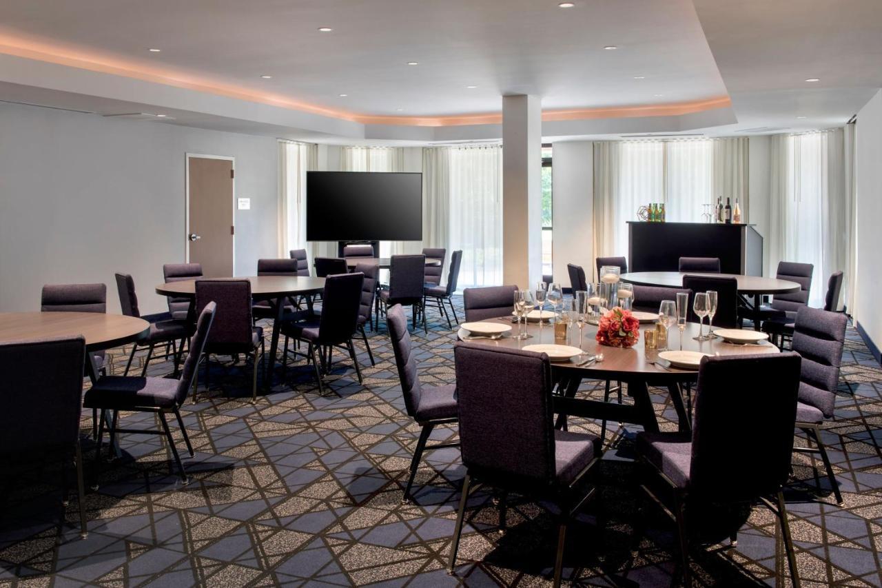 Courtyard Philadelphia Plymouth Meeting Hotel Bagian luar foto